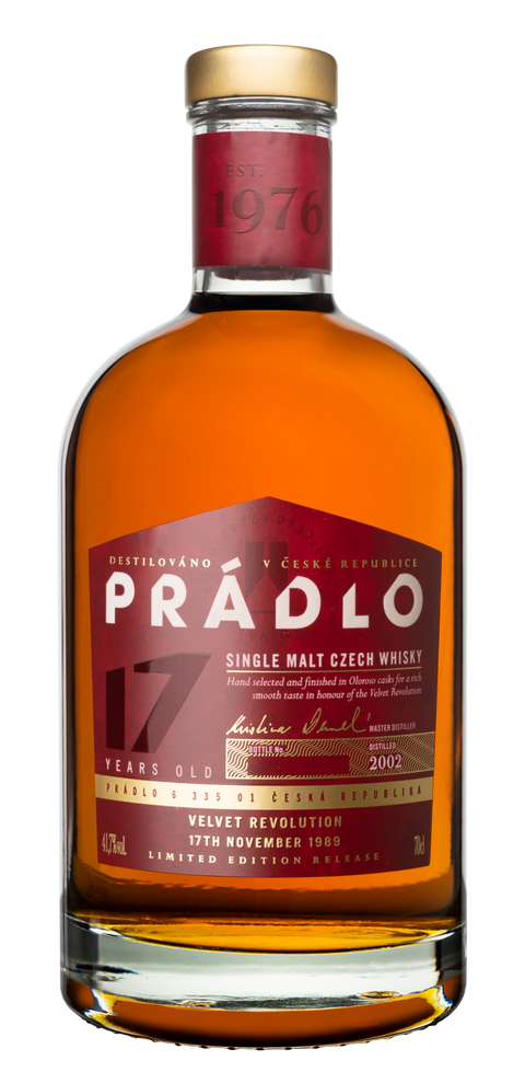 Pradlo 17 Years Velvet Revolution---0---Whisky---Pradlo---0.7